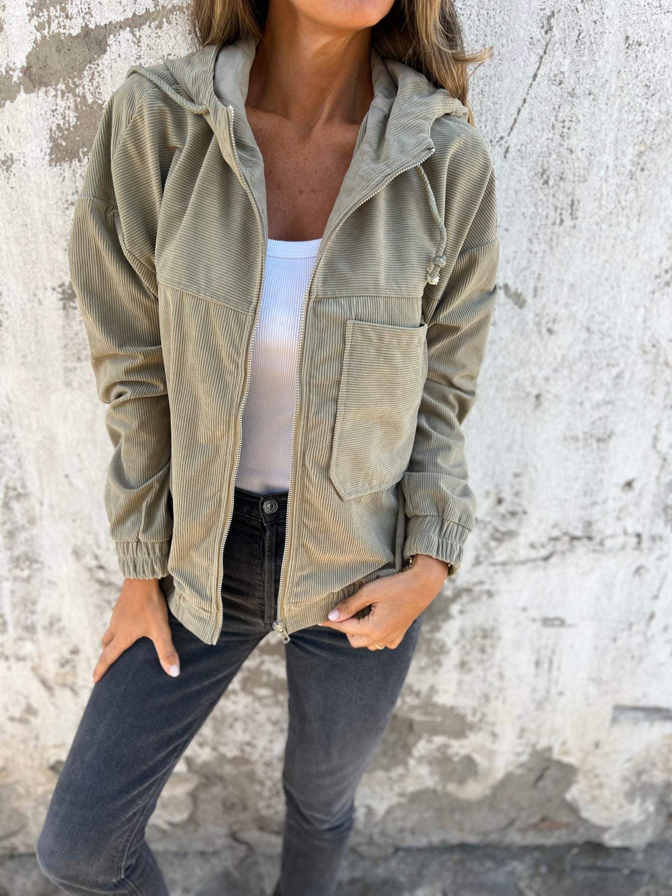 Ariellee | Casual jacket with hood and zip