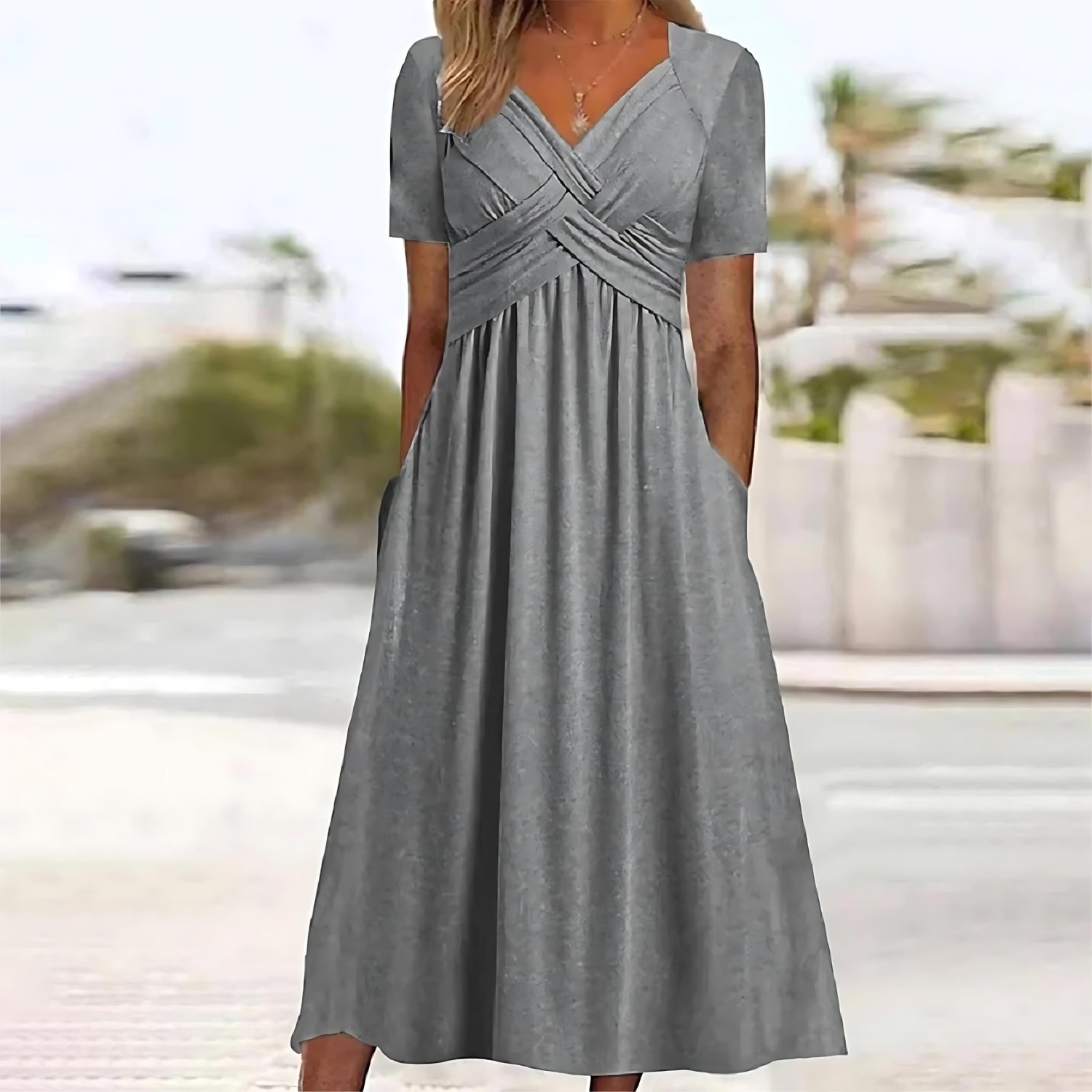 Amelia™ | Elegant midi dress with flattering tummy control