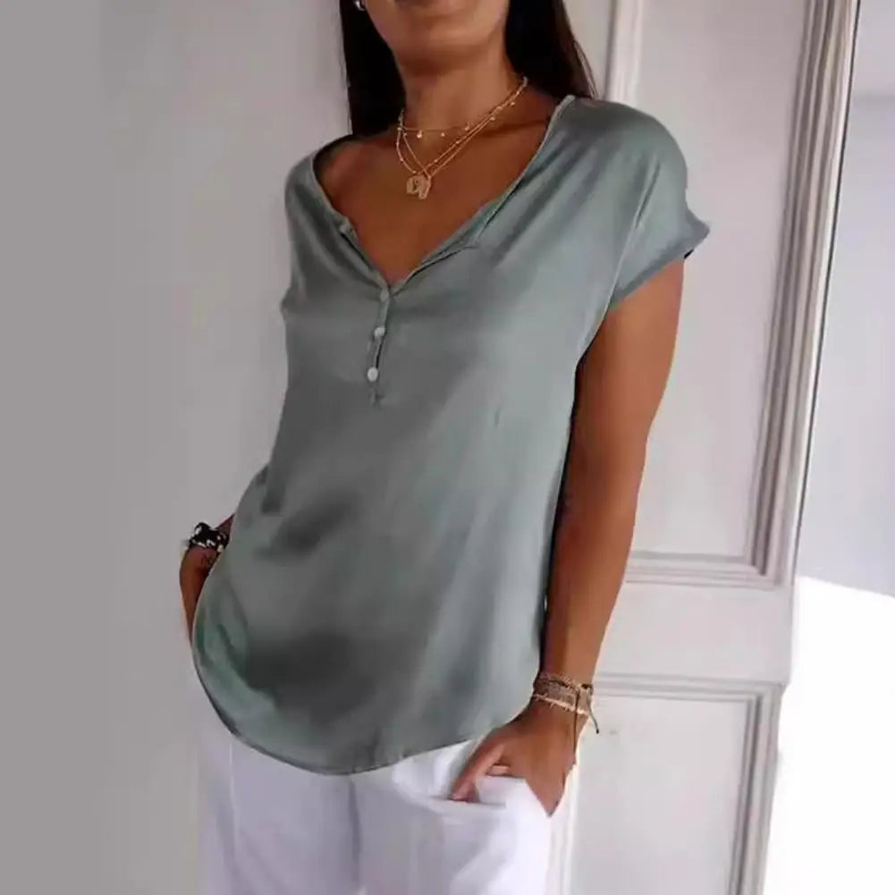 DANI - ELEGANT V-NECK TOP