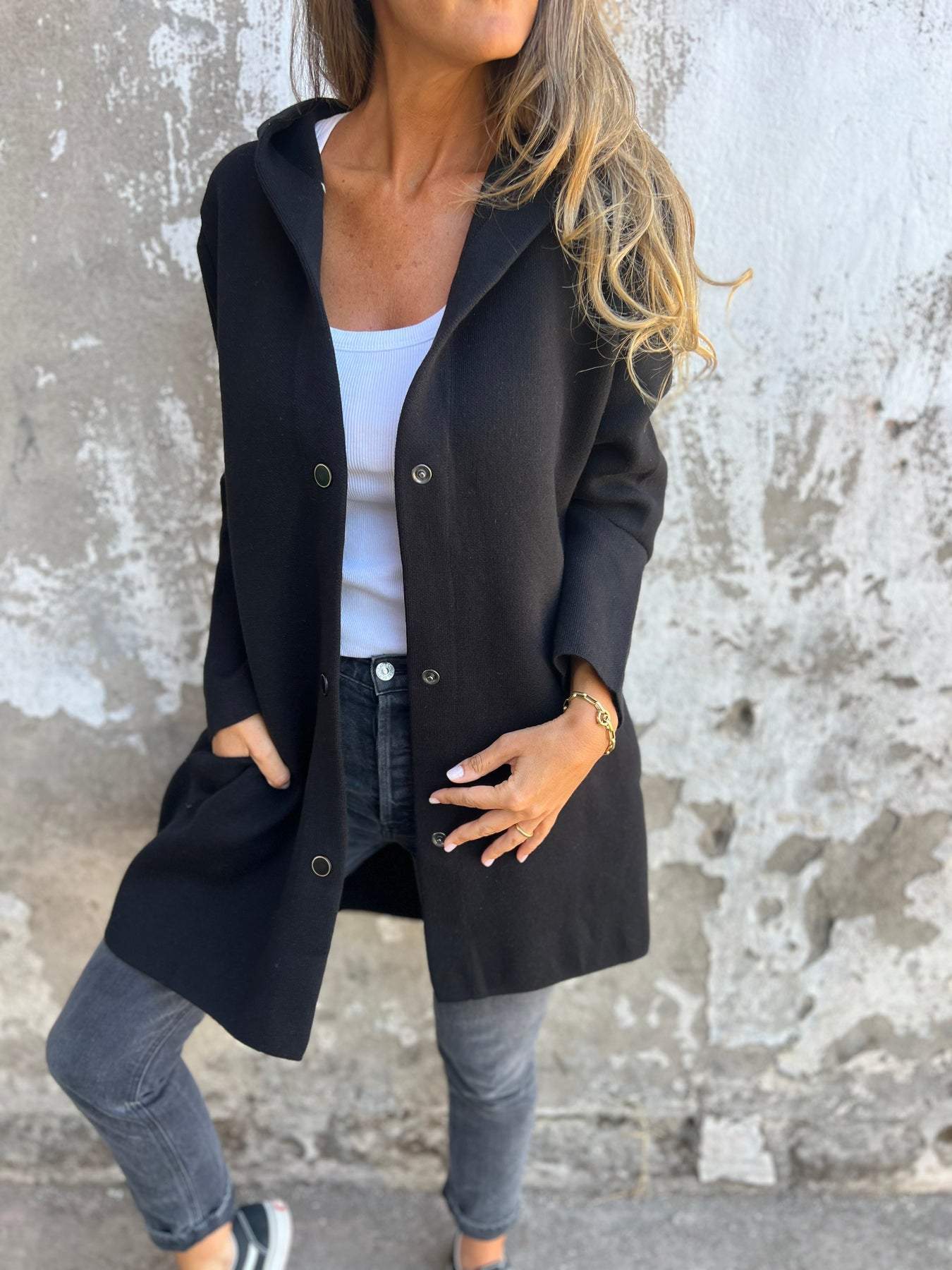 Amelia | Casual single-breasted hooded jacket